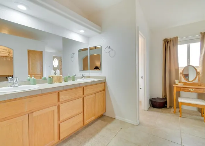 Patio, Views & Boat Parking: Havasu Home! *