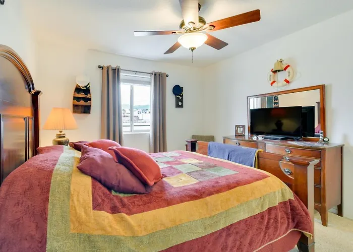 Patio, Views & Boat Parking: Havasu Home! *