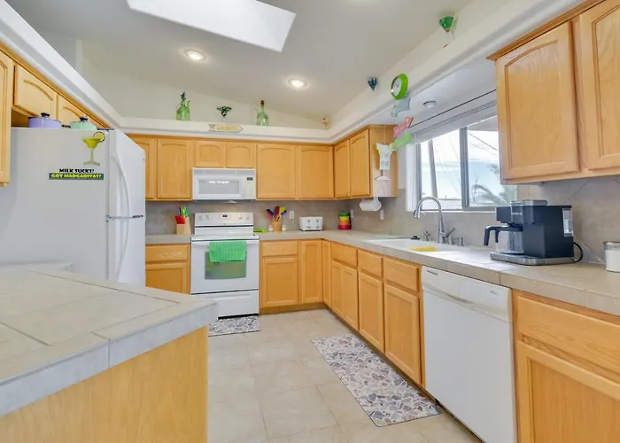 Vakantiehuis Patio, Views & Boat Parking: Havasu Home! Lake Havasu City